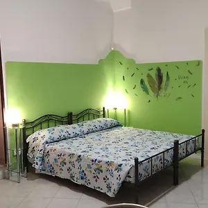 vicolo-fabry.lecce-hotels.com/